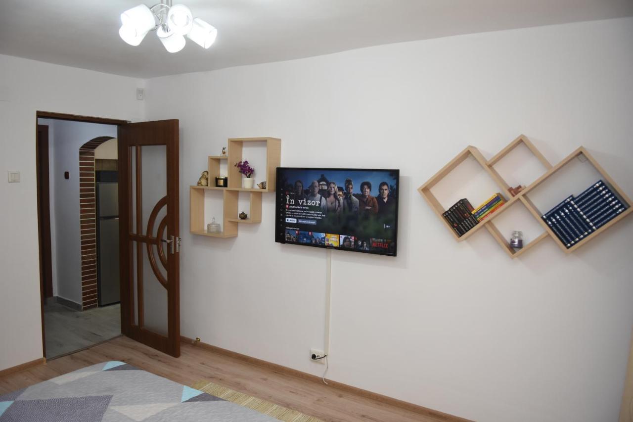 1St Apartment Нехою Екстериор снимка