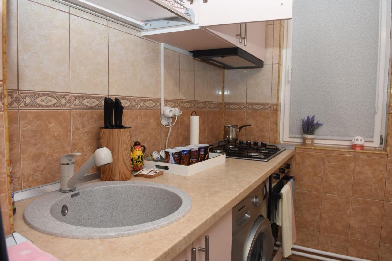 1St Apartment Нехою Екстериор снимка