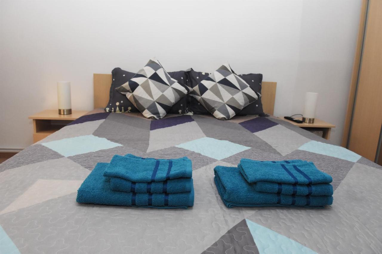 1St Apartment Нехою Екстериор снимка