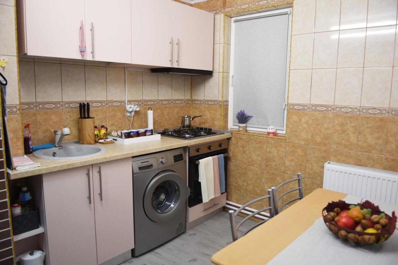 1St Apartment Нехою Екстериор снимка